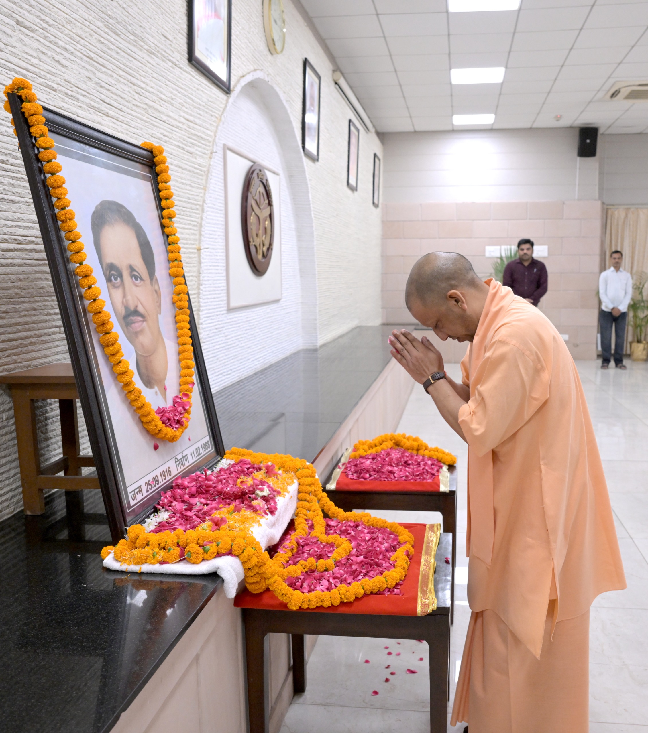 दीनदयाल जी ने अंतिम पंक्ति में खड़े व्यक्ति के उत्थान को...